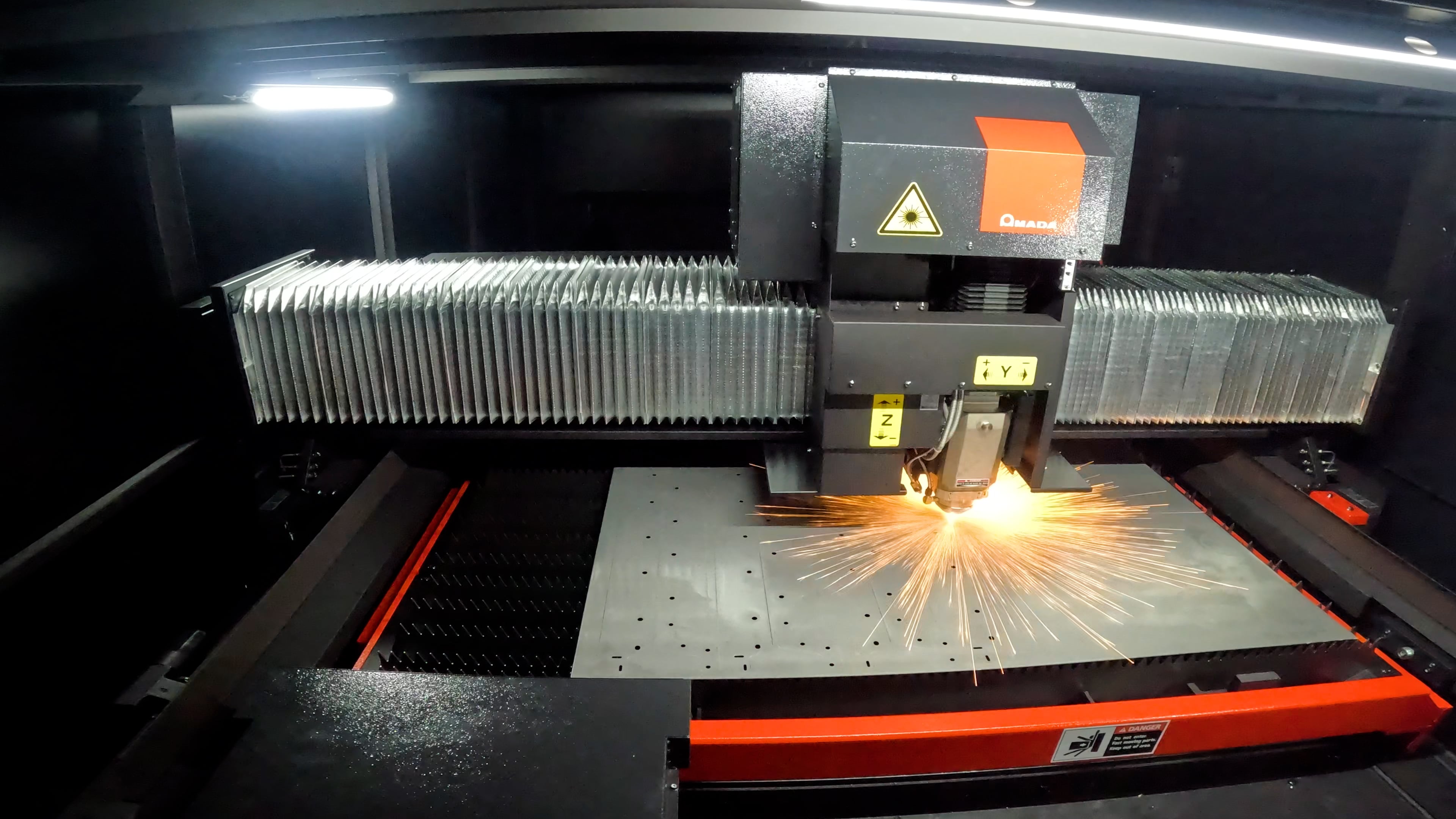 HTT Laser